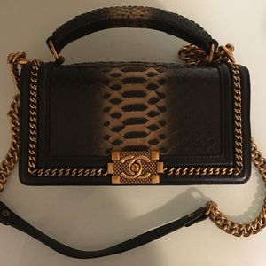 Chanel Vibes Black/Gold Purse